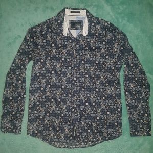 Slim fit floral long sleeve button up shirt